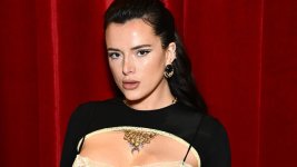 Thread 'bella thorne'